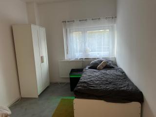 Große Pension mit Wlan und free parking - Schloß Holte-Stukenbrock - 8