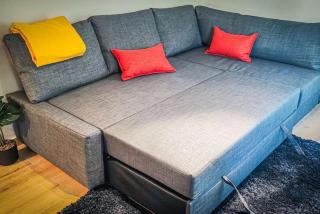 Stylish Newly Renovated Flat, 250 Meters from the Beach, Central Location with Free Parking - 2