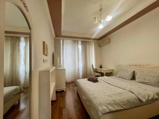 Apartments near Arena City - Kiev - 0