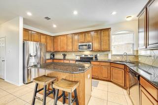 5 Mi to Randolph AFB Spacious Cibolo Haven! - 5