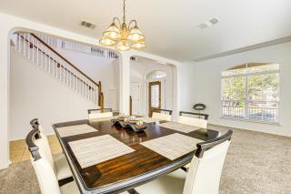 5 Mi to Randolph AFB Spacious Cibolo Haven! - 2
