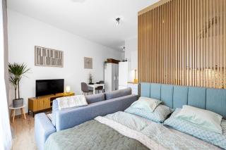 Relax in Style Studio w Stunning Outdoor Space - Bratislava - 9