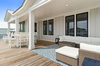 Spacious 5-Bedroom Retreat with Private Pool and Spa in Ocean Isle Beach - Ocean Isle Beach - 5