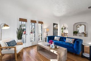 Walk To Dt Phx Convention Center Historic - 8