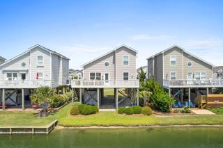 4 BD 3 BA Cottage on Ocean Isle Beach with Water View & Community Pool! - Ocean Isle Beach - 9
