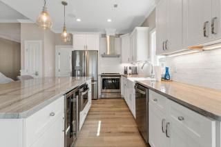 Coastal Sunset - private heated pool, spa, close walk to the beach - Ocean Isle Beach - 5