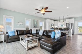 Spacious 4 Bedroom Cuckoos Nest in Ocean Isle Beach, NC Pool and Elevator - Ocean Isle Beach - 2