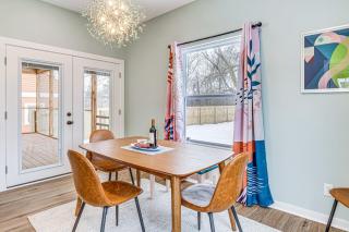 Chic SoBro Charmer with Covered Porch! - Indianápolis - 4