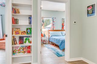 Chic SoBro Charmer with Covered Porch! - Indianápolis - 2