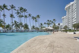 JD Beachfront Pool - Juan Dolio - 3
