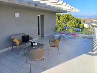 The Lake Queen - Big terrace and Pool - Peschiera del Garda - 9