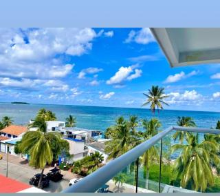 Apartamentos nuevos a solo 1 min de la playa - San Andrés - 8