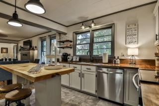 WET FEET RETREAT - Lake Blue Ridge Cottage - Morganton - 8