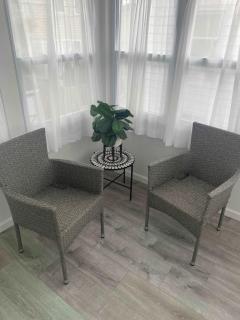 2-Bed Home by the Bay - Margate City - 3