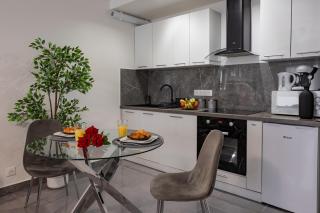 Suite avec jacuzzi & terrasse - Savigny-le-Temple - 4