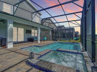 Magical Mansion - 15 Min to Disney - Storey Lake - 1