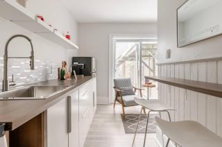 Yerevan - European style open concept oasis - Perth - 0