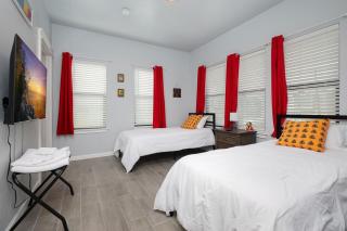 Pet-Friendly Haven in San Antonio - 4