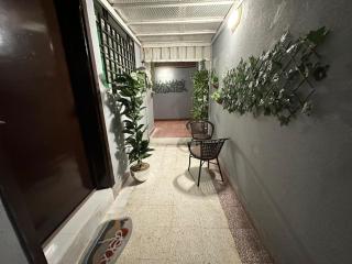 استديو بالعقيق بجلسة خارجية - Riad - 1