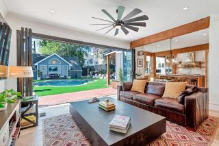 Midtown 6bed 5bath w pool and sauna - 7