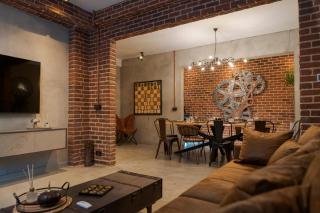 The Old Town Industrial Vault - A Fusion of Past & Present - 5