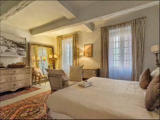 Typical Croisette Cannes house - 9