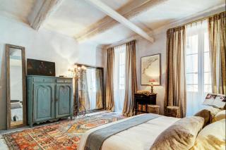 Typical Croisette Cannes house - 3