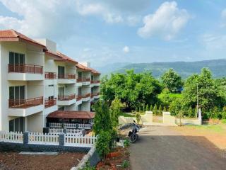 La Mira Casa Karjat - Karjat - 6