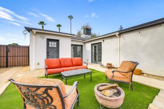 1 Mi to Grand Ave Modern Home with Spacious Yard! - Phoenix - 0