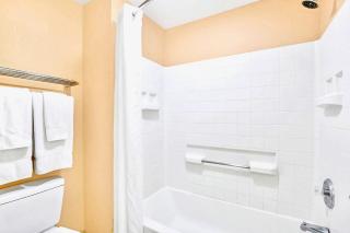 Two Queen Beds - Pool Hot Tub Close to Disney - Orlando - 1