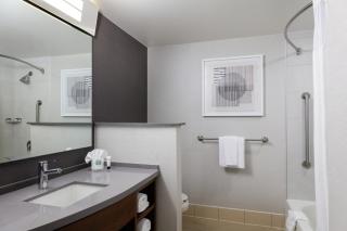 Courtyard by Marriott Wichita at Old Town - Wichita - 5