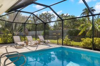 Relaxing Spacious & Pet Friendly Home With Pool - Cape Coral - 4