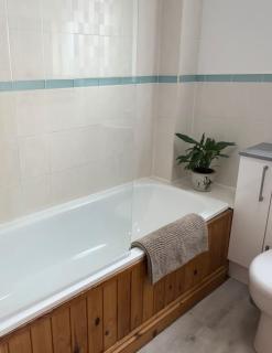 Wheel Corner Cottage - 2