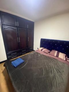 IV-Departamento exclusivo de 3 dormitorios y parqueadero incluido - Cuenca - 4