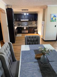 IV-Departamento exclusivo de 3 dormitorios y parqueadero incluido - Cuenca - 2