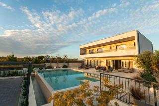 Villa Freedom with heated pool and tennis court - Mala Čista - 3