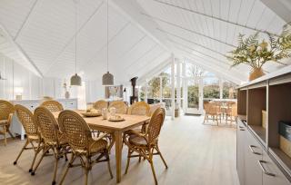 Stunning Home In Dronningmølle - Dronningmølle - 5