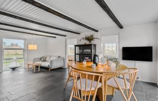 Nice Home In Løgstrup With Wifi - 7