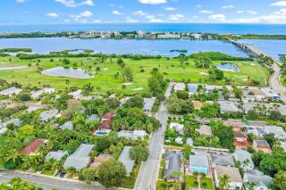 1 Mi to Shore Pet-Friendly Lake Worth Beach Home! - Lake Worth - 9