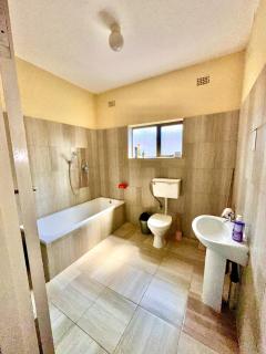 Humble Abode in Victoria Falls - Victoria Falls - 3