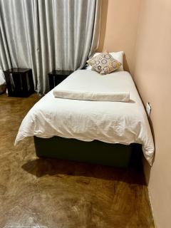 Humble Abode in Victoria Falls - Victoria Falls - 1