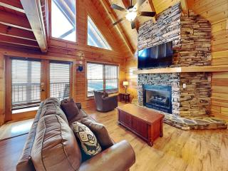 Mountain Views - Sevierville - 8