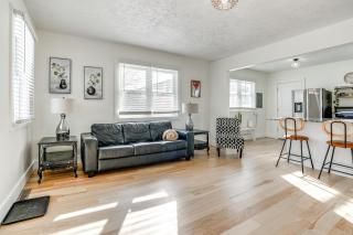 Serene South Haven Retreat with Deck 1 Mi to Dtwn! - South Haven - 9