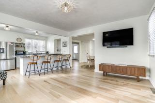 Serene South Haven Retreat with Deck 1 Mi to Dtwn! - South Haven - 7