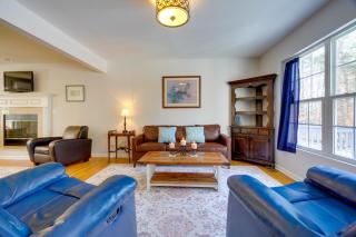 Group Getaway about 15 Mi to Charlottesville! - 6