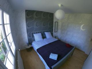 Maison avec grand jardin - Saint-Martial-sur-Né - 4