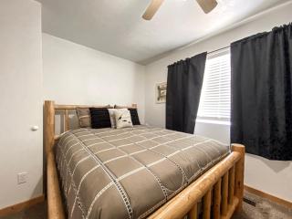 Raspberry Patch View- New Listing with new hot tub - Garden City - 6