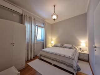 Seaside Villa with Private Yard on Adriatic Coast - Hamallaj - 7
