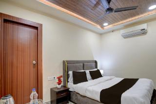 Hotel O Freedom Inn - Bhairaun Ghāt - 2