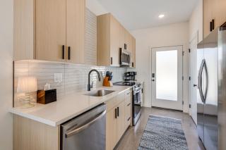 Less Than 2 Mi to Dtwn Modern Townhome in Knoxville - Knoxville - 3